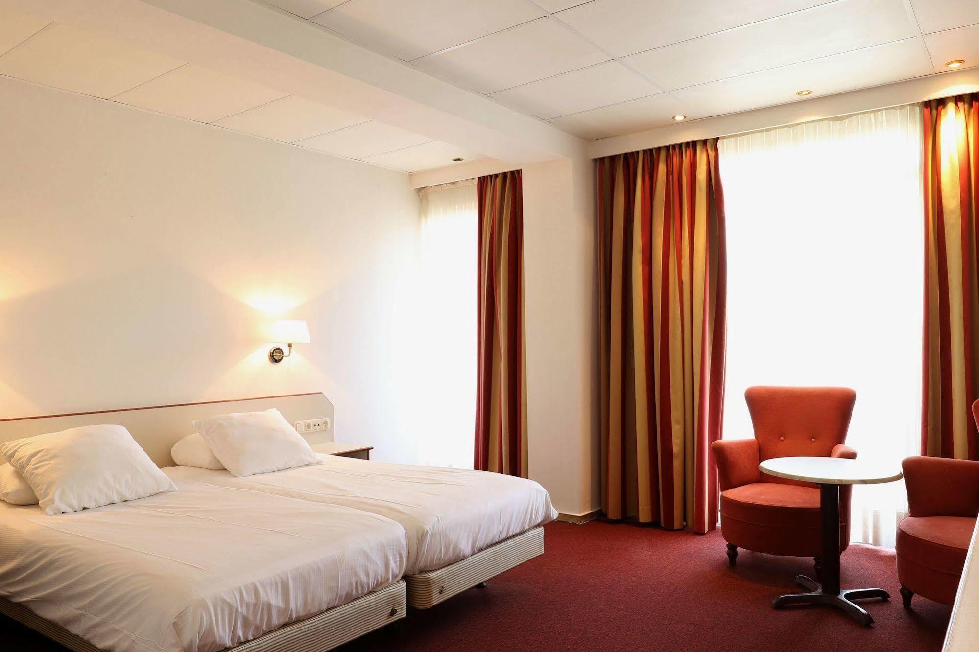 Js Hotel Epen Eksteriør bilde