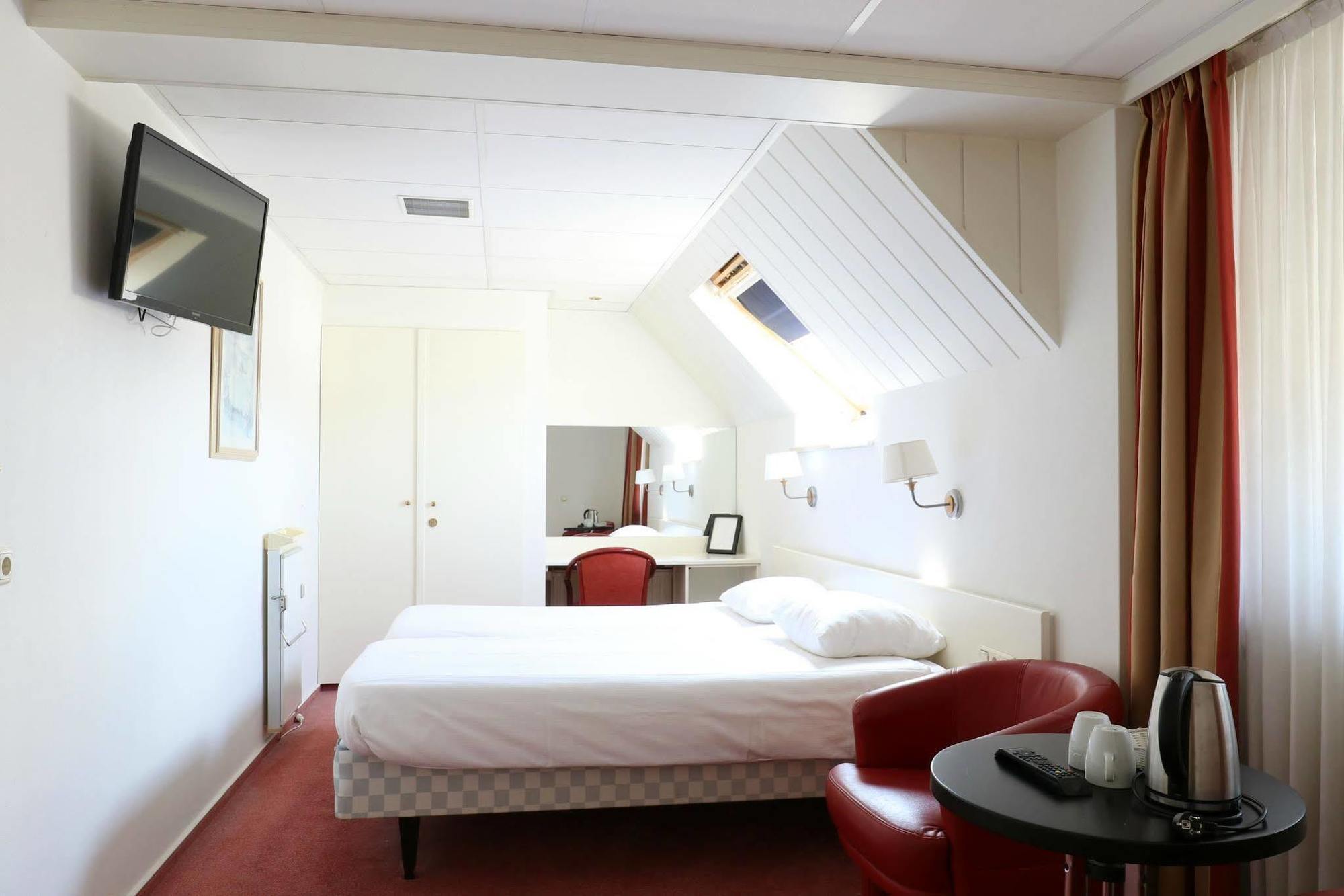 Js Hotel Epen Eksteriør bilde
